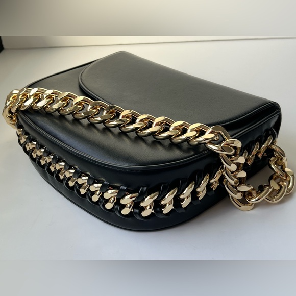 EXPRESS Woven Black/Gold Chain Frayme Style Flap Shoulder Bag NWOT - Picture 11 of 16